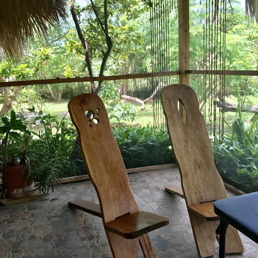 Moringa Ingadi Village Treasure Beach Esterno foto